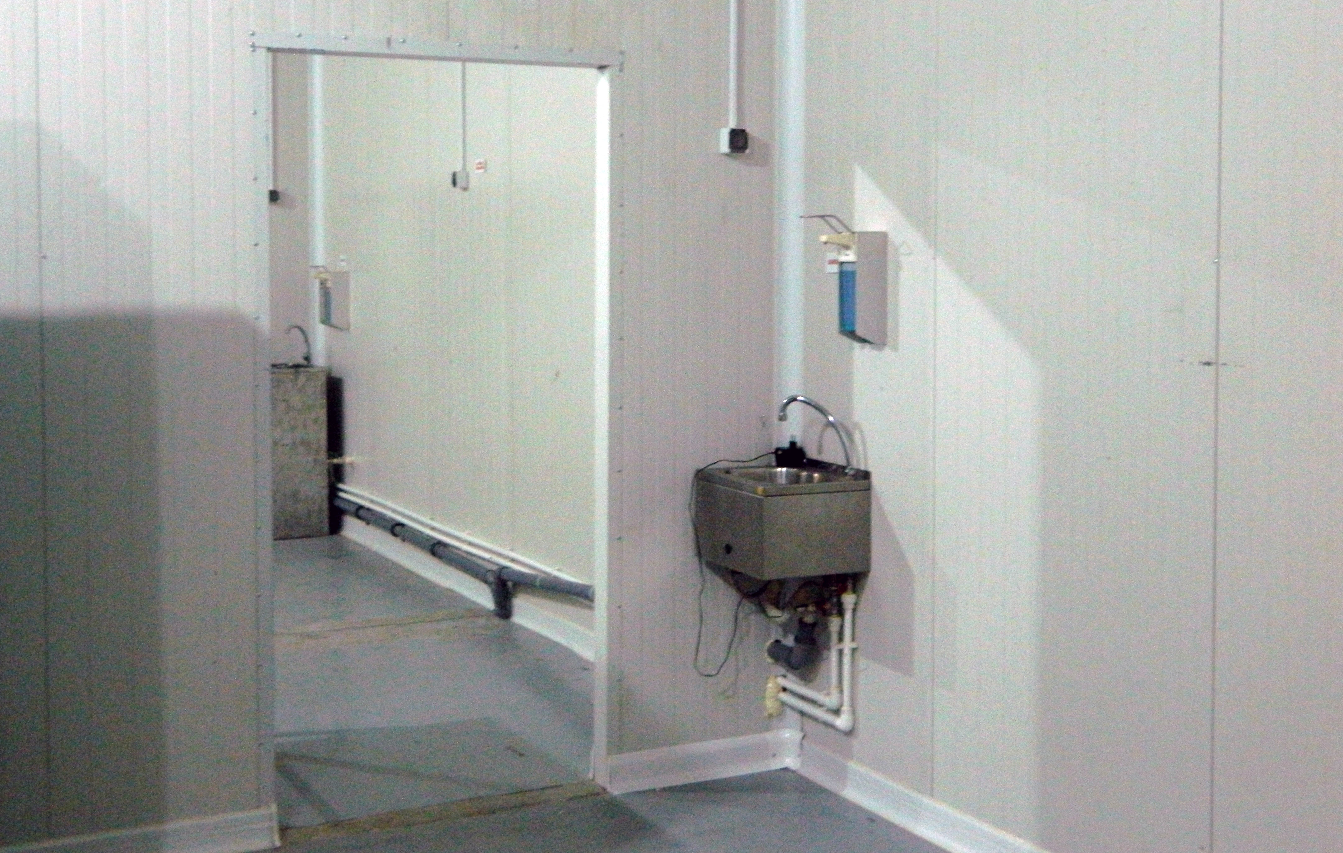 Photo by: Stuart SeegerLink: http://www.flickr.com/photos/stuseeger/97577796/